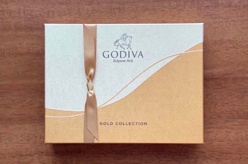 GODIVA　ゴールド コレクション（12粒入）の写真