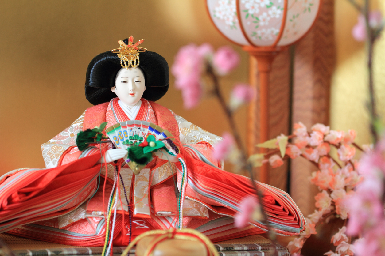 魅力の ひな祭りってどんな行事？ひな人形を飾る意味やお祝いに食べる 和装・和小物